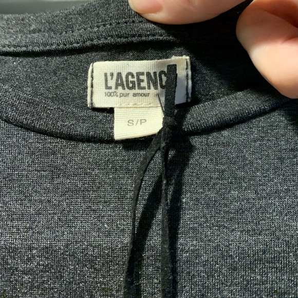 L'AGENCE TESS CREWNECK LONG-SLEEVE T-SHIRT SMALL - Picture 7 of 9